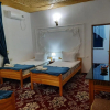 Отель Parvina, фото 2