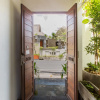 Отель Вилла Braban Charming Villa Walkable to Beach, фото 14