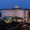 Отель Chatrium Hotel Royal Lake Yangon в Янгоне