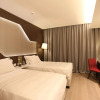 Отель DoubleTree by Hilton Hotel Yerevan City Centre, фото 18
