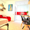 Апарт-отель Nebula's Red&White Apartment, фото 3