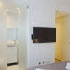 Апартаменты Elegant 2BR with Veranda by FeelHome, фото 11