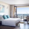 Курортный отель Anantara The Palm Dubai Resort, фото 15