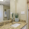 Гостевой Дом Stylish 3BR Home, фото 12