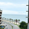 Отель Apartments Beachfront Batumi View Apartments by Globalstay, фото 17