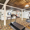 Отель Coratel Plus Suites Wichita West Airport, фото 16