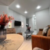 Апартаменты New Cozy 1bd Unbeatable location, фото 1