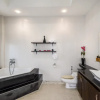 Отель Вилла Spacious villa with private pool and parking, фото 19