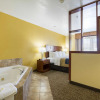 Отель Comfort Inn & Suites, фото 10