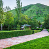 Отель Aksu Zhabagyilyi Guest House, фото 4