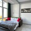 Гостиница Море квартир уютная студия с панорамными окнами в центре Адлера, фото 26