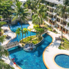Отель Radisson Resort and Suites Phuket, фото 1