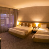 Отель Parkway Inn Hotel & Spa, фото 27