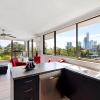 Апартаменты Holiday Resort in Surfers Paradise with City View, фото 9