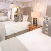 Отель Karongwe River Lodge, фото 4