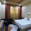 Отель Deluxe Hotel Yerevan, фото 9
