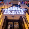 Отель Mr Beyaz Boutique Hotel в Стамбуле