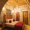 Отель Solo Cave Suites, фото 15