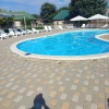 https://cdn.worldota.net/t/100x100/hotel_review/05/29/05291a2049595369916600cb3f00f1c154072460.JPEG