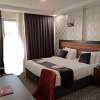https://cdn.worldota.net/t/{size}/hotel_review/0a/cd/0acdaf0111edb1f9f101b1498d768145211ce931.JPEG