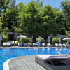 https://cdn.worldota.net/t/100x100/hotel_review/0e/4c/0e4c1ed06aca3a24de81c2dba901932cab15061d.JPEG