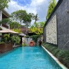 https://cdn.worldota.net/t/{size}/hotel_review/0f/91/0f9162f505e6e27b4afac38f012aaa464dd6d47a.jpeg