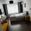https://cdn.worldota.net/t/100x100/hotel_review/10/c5/10c51706f720c4d26703c30853bb17ba82e03a5a.JPEG