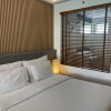 https://cdn.worldota.net/t/100x100/hotel_review/13/d0/13d0b2a598797705e750952ed449a9b2f6468c56.JPEG