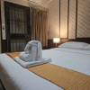 https://cdn.worldota.net/t/{size}/hotel_review/17/07/1707a02ce987d77b93da3d5d66a695fe16eda3d7.JPEG