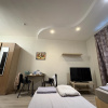 https://cdn.worldota.net/t/100x100/hotel_review/17/c6/17c61e8a793f71104b75c77e04bdcd49578e8c2a.JPEG