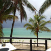 https://cdn.worldota.net/t/{size}/hotel_review/19/6a/196a285ada9000c58c6c9aec5032026f7a707b68.JPEG