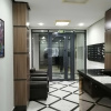 https://cdn.worldota.net/t/{size}/hotel_review/19/b8/19b8d474c095286c576a402cbe13ce3833f425c3.JPEG