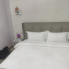 https://cdn.worldota.net/t/{size}/hotel_review/23/88/238872e2faea94f92905106c684001df8f045ffc.JPEG