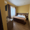 https://cdn.worldota.net/t/100x100/hotel_review/24/0a/240afefcdb9c7a46ca64b27ab96db2322472e243.JPEG