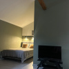 https://cdn.worldota.net/t/{size}/hotel_review/2b/04/2b049e48ddefd7347f760fd11dd311bc6716739e.JPEG