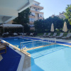 https://cdn.worldota.net/t/100x100/hotel_review/32/2b/322bbd6351fdc57538d602b17dff548de27c1056.JPEG