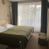https://cdn.worldota.net/t/{size}/hotel_review/37/93/37931067e65af77f6e9c0f87d27a69620ff0c49c.JPEG