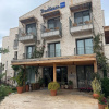 https://cdn.worldota.net/t/100x100/hotel_review/3c/d3/3cd31b687569c2594f61c4c5f63a5e1df3a741b7.JPEG