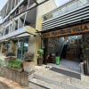 https://cdn.worldota.net/t/{size}/hotel_review/43/c1/43c186c010971a709020a6b10af7b566027ddb73.JPEG
