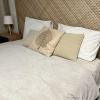 https://cdn.worldota.net/t/{size}/hotel_review/44/77/4477a2bb546507bcfaab9956ce5b1419050ca8eb.JPEG