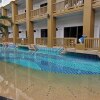 https://cdn.worldota.net/t/{size}/hotel_review/4c/81/4c815dfd764029de02d177f66dbb8ebc395b2f43.jpeg