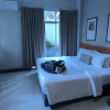 https://cdn.worldota.net/t/100x100/hotel_review/4f/84/4f8466f0b28f31ae8304ab247e545fd2e5d91f0c.JPEG