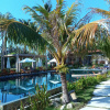 https://cdn.worldota.net/t/{size}/hotel_review/52/41/52412e8a3f346acd86604e8e191f5792fe59ce65.JPEG