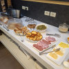 https://cdn.worldota.net/t/100x100/hotel_review/53/c3/53c30c4984d7ed22e5cdd9020a35ce7af742ddf0.JPEG