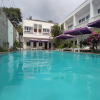 https://cdn.worldota.net/t/100x100/hotel_review/56/44/56444211e2c15e65e74bea0516dbceb471608521.JPEG