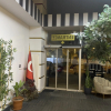 https://cdn.worldota.net/t/100x100/hotel_review/5a/2c/5a2c7a75c85b23e9920011034b1eeae4bab584ba.JPEG