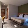 https://cdn.worldota.net/t/{size}/hotel_review/5a/93/5a939a78580d4f094959126af7e5d074cd004fcc.jpeg