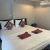 https://cdn.worldota.net/t/100x100/hotel_review/5c/9e/5c9ec63f83ca651a4ac1fa32433924deea8f1109.JPEG