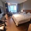 https://cdn.worldota.net/t/{size}/hotel_review/69/2b/692bcf568163a9e6119c041908805970f2c69306.JPEG
