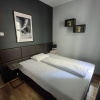 https://cdn.worldota.net/t/100x100/hotel_review/71/6a/716a25276db7292813447bf414aedf26bd6bde65.JPEG